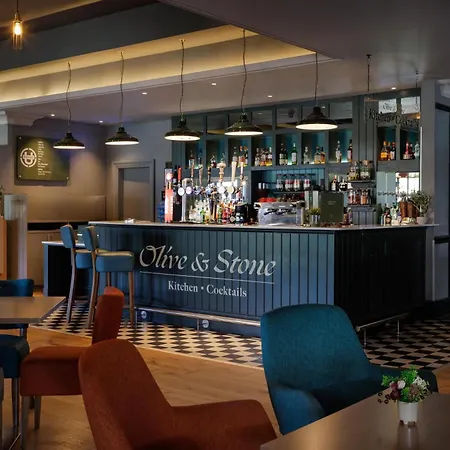 Doubletree By Hilton Edinburgh Airport-2